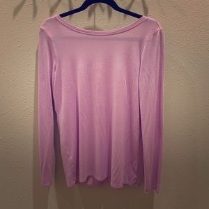 Lounge top with low back